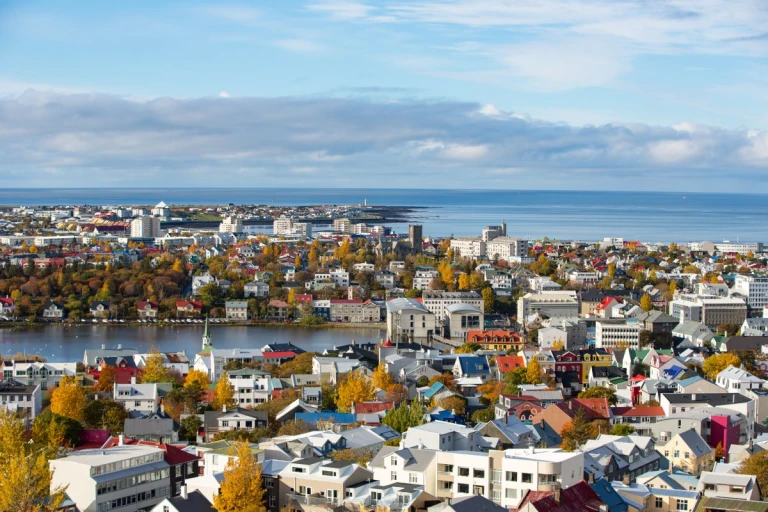 Die golden circle tour auf islandshutterstock 732992419