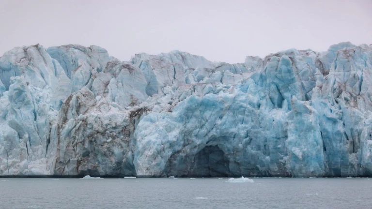 Eisexpeditionen erfahrungen reisetagebuch spitzbergen gruppenreise mit der world voyager teil 205 reisebericht spitzbergen world voyager ii