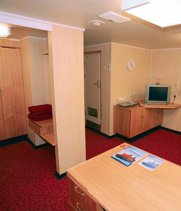 I b 50 years of victory mini suiteatomeisbrecher mini suite thumbnail@2x