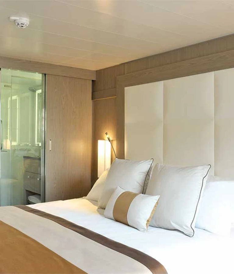 Laustral deluxe kabinelaustral deluxe kabine thumbnail@2x