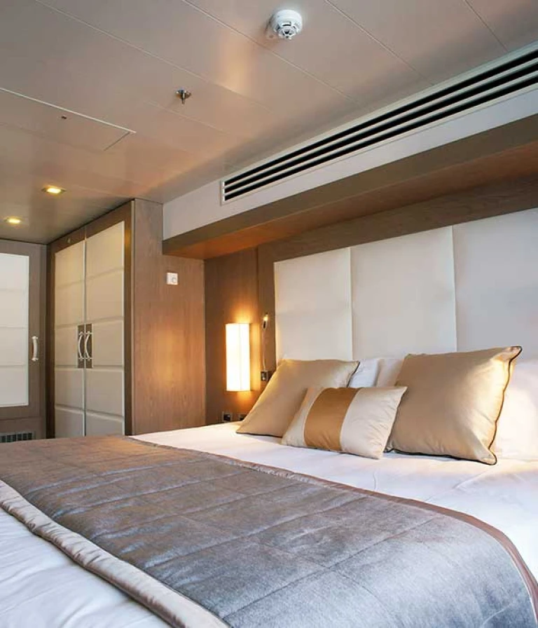 Laustral owners suitelaustral owners suite thumbnail@2x