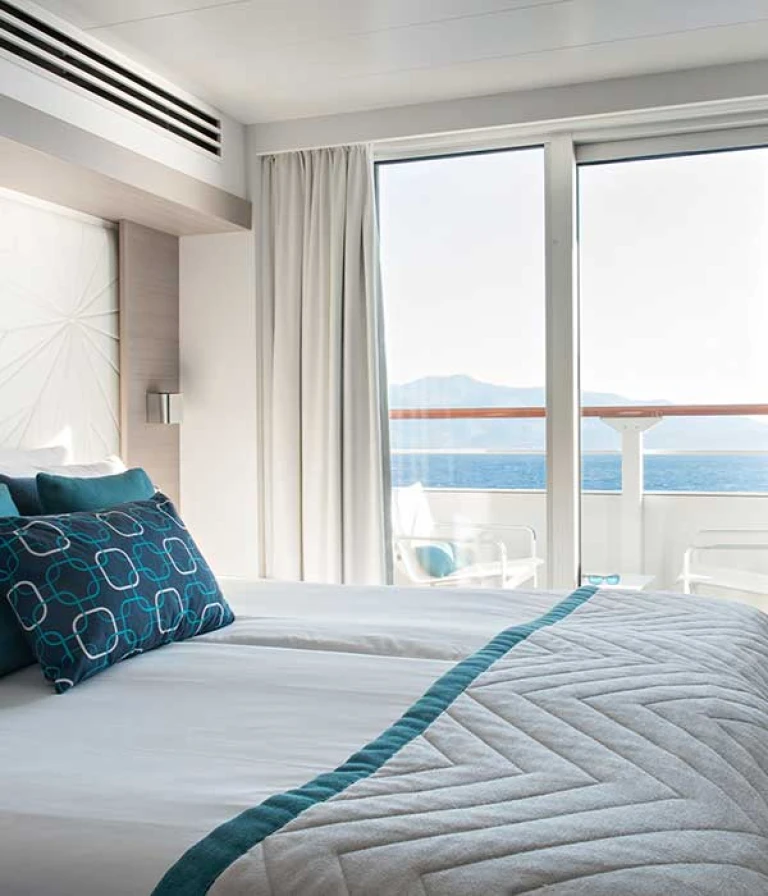 Le lyrial prestige kabine deck 5le lyrial prestige kabine thumbnail@2x