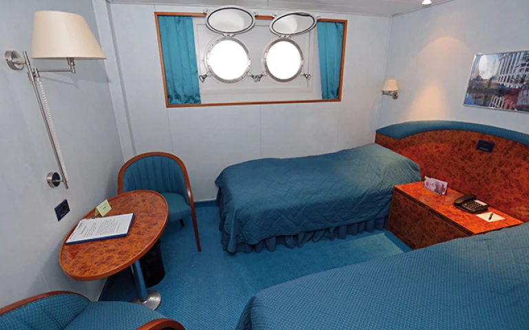 Ms hamburg hk05 zweibett aussenkabinehk05