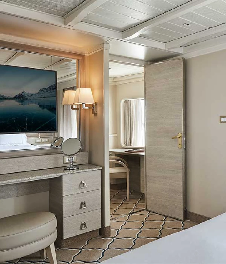 Silver cloud grand suitesilver cloud grand suite thumbnail@2x