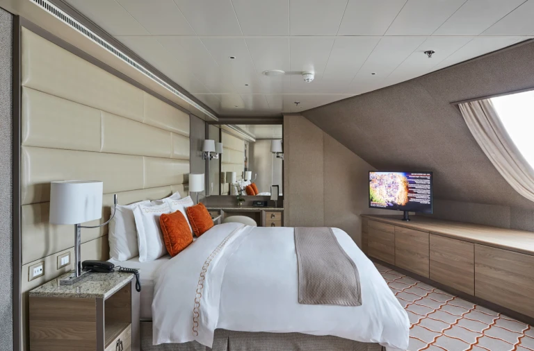 Silver shadow royal suitesilvershadowroyalsuite3505 1