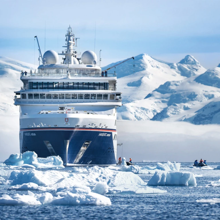 315901expedition schiff antarktis 1080x1080 1