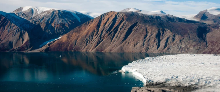 Abenteuer in nordostgroenland gletscher fjorde und die nordlichter quark expeditionsscoresbysund aspect ratio 1500 630 2