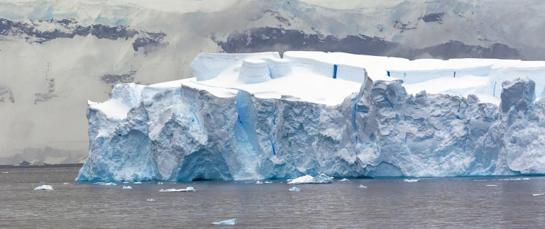 Antarctica bridge direktflug king george island zum letzten kontinent181112 201147 antarktis scaled aspect ratio 1500 630 2 scaled