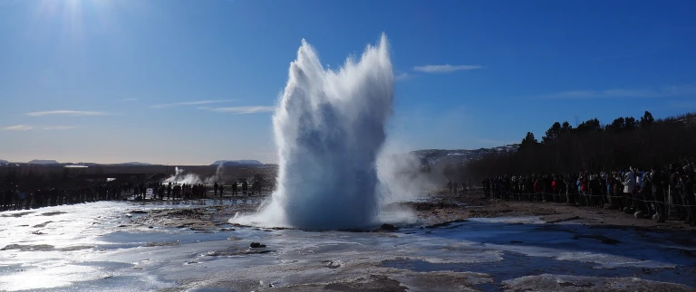 Die ultimative expedition rund um islandgeyser 3242001 1920 aspect ratio 1500 630 1