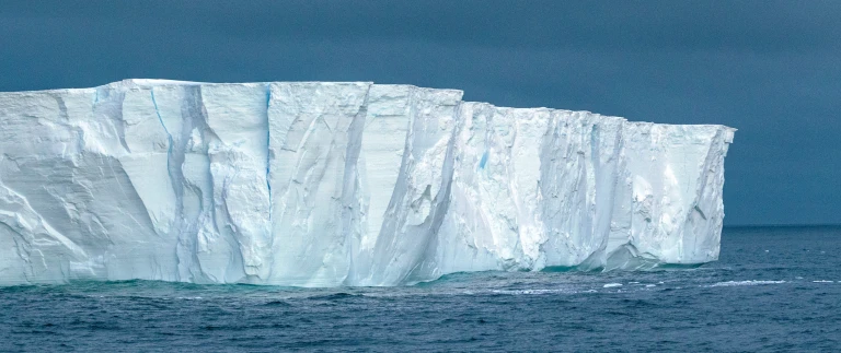 Expedition antarktis grosse expeditionsroute intensiv mit suedpolarkreis und kap hoorn mit hapag lloyd cruises181115 220039 antarktis scaled aspect ratio 1500 630 1 scaled