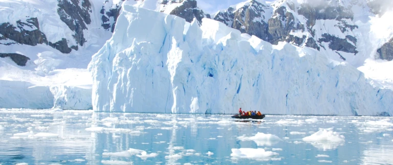 Expedition antarktis suedgeorgien falklandinselnshutterstock 144980023 scaled aspect ratio 1500 630 1 scaled