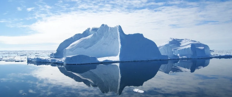 Expedition auf den spuren von erik dem roteneisberge groenland 15 aspect ratio 1500 630 2
