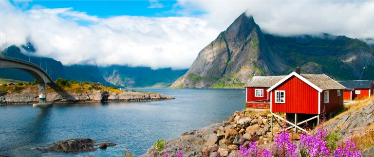 Expedition norwegen und nordwestspitzbergen grosse naturwunder und inselabenteuernorwegen fjordlandschaft scaled aspect ratio 1500 630 scaled