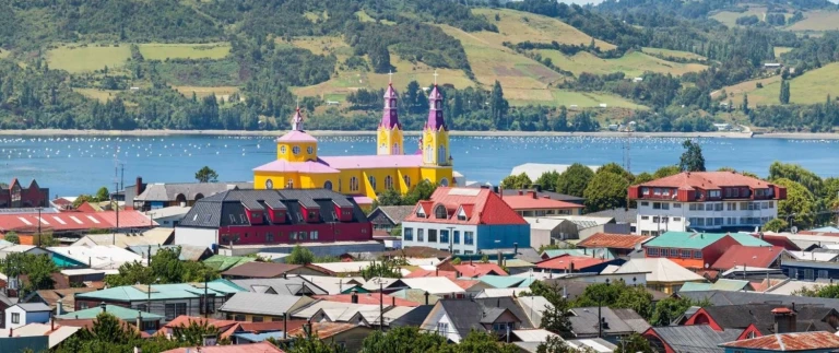 Expedition patagonien chilenische fjordecastro chile aspect ratio 1500 630