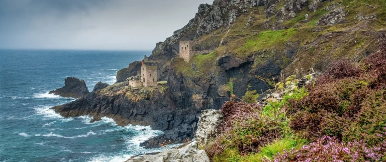 Expedition wildes schottland und island von den highlands bis ins elfenland hanseatic nature von dublin nach reykjavikcornwall malerische kueste england aspect ratio 1500 630