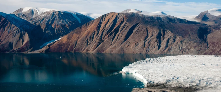 Groenland und island die ultimative expedition fjorde und nationalparks route ascoresbysund aspect ratio 1500 630 5