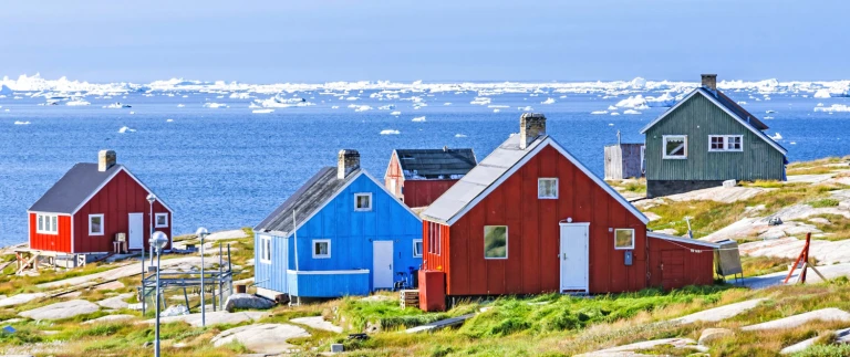 Island und groenland expeditions seereise in die arktisshutterstock 589934555 1500x630