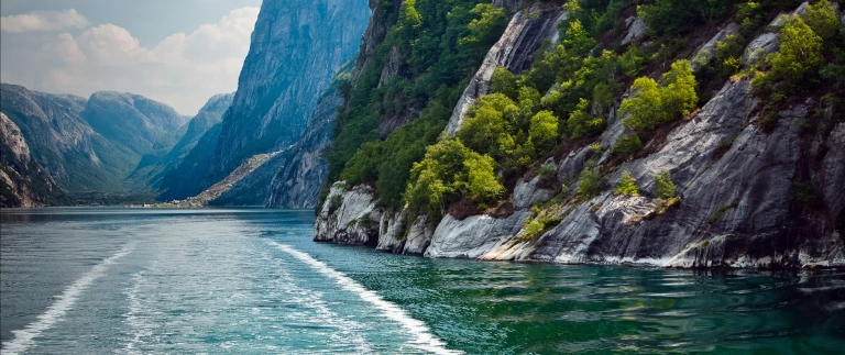 Norwegische fjordeshutterstock 233087611 1 scaled aspect ratio 1500 630 2 scaled