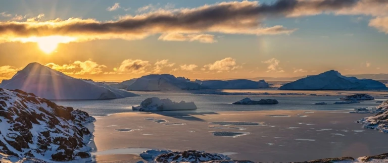 Ponant le commandant charcot letzte wintermomente in groenland und der diskobuchtgroenland eisberge aspect ratio 1500 630