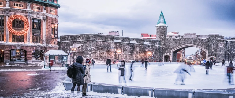 Ponant le commandant charcot zum ende des winters vom sankt lorenz strom nach groenlandquebec winter aspect ratio 1500 630
