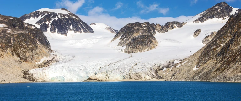 Rund um spitzbergen im reich von eisbaer eisspbg 20190809 143207 scaled aspect ratio 1500 630 3 scaled
