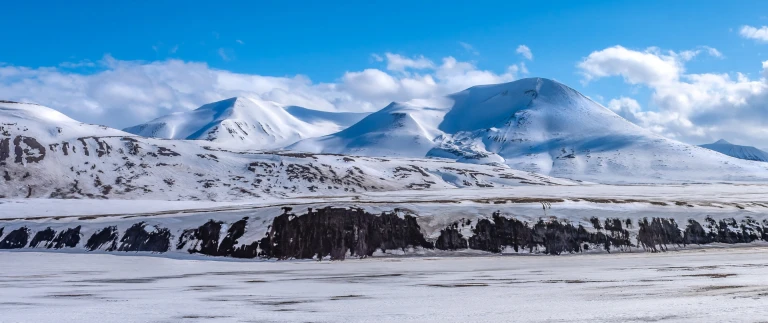 Spitzbergen ein arktisches abenteuer b mittwoch montaggletscher spitzebrgen aspect ratio 1500 630 5