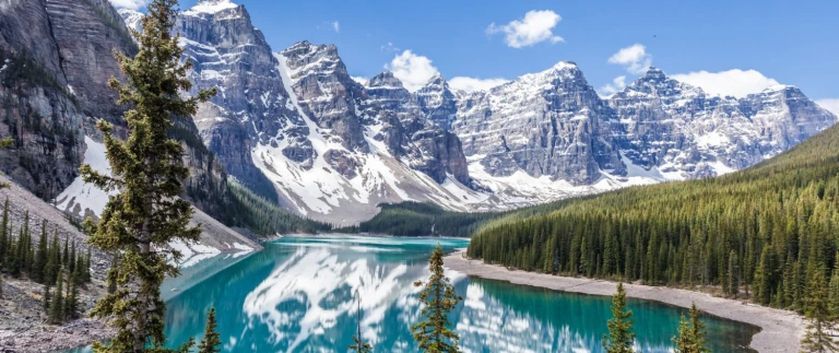 Wilde kuesten von groenland bis zur ostkueste kanadasshutterstock fjordlandschaft kanada aspect ratio 1500 630