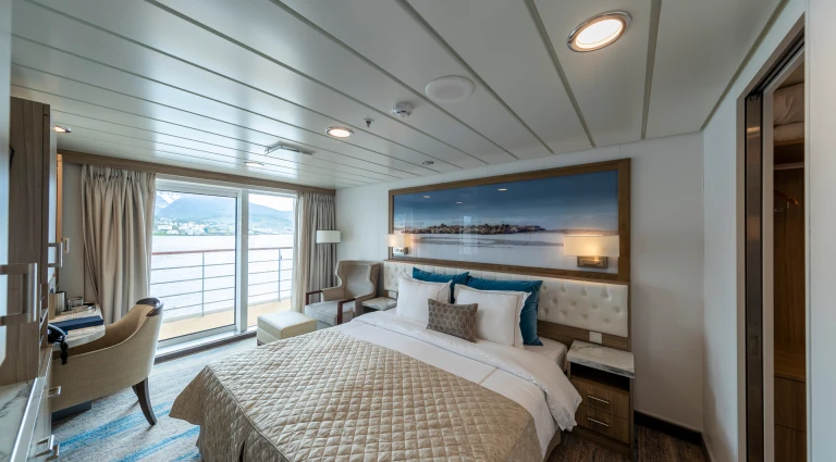 Greg mortimer   captain's suite 1