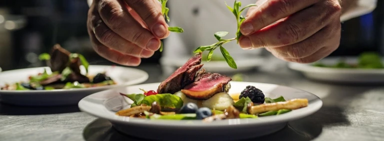 Heritage adventurerdining min aspect ratio 600 220