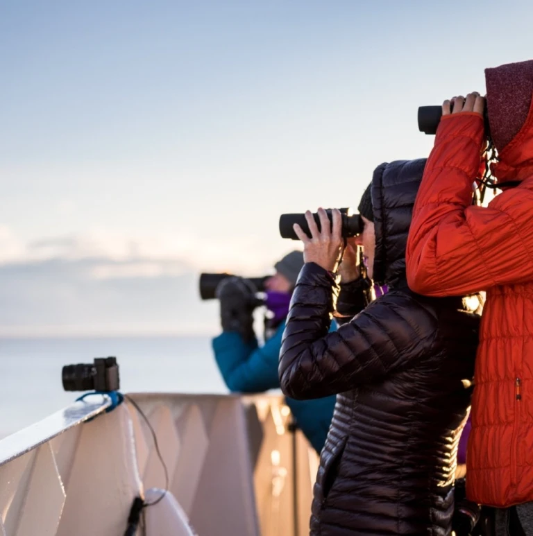 Heritage adventurerwatching on deck min aspect ratio 447 450
