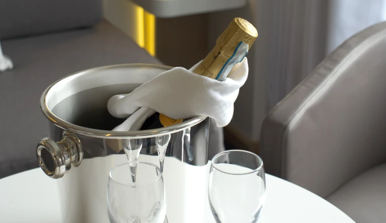 Le borealle soleal ponant francois lefebvre scaled aspect ratio 447 258 scaled