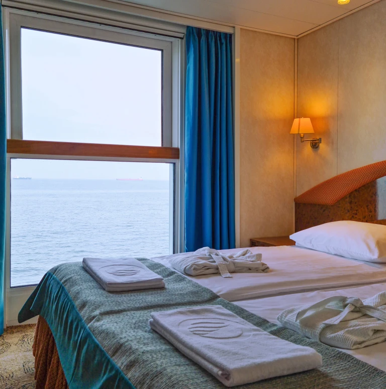 Ms hamburgms hamburg 2bett infinity balkon 01 scaled aspect ratio 447 450