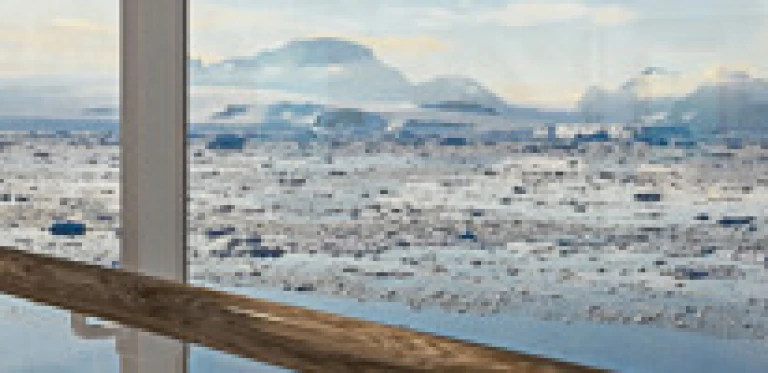 Ms hanseatic inspirationhanseatic nature inspiration glaeserner balkon 560x100 aspect ratio 295 143 1