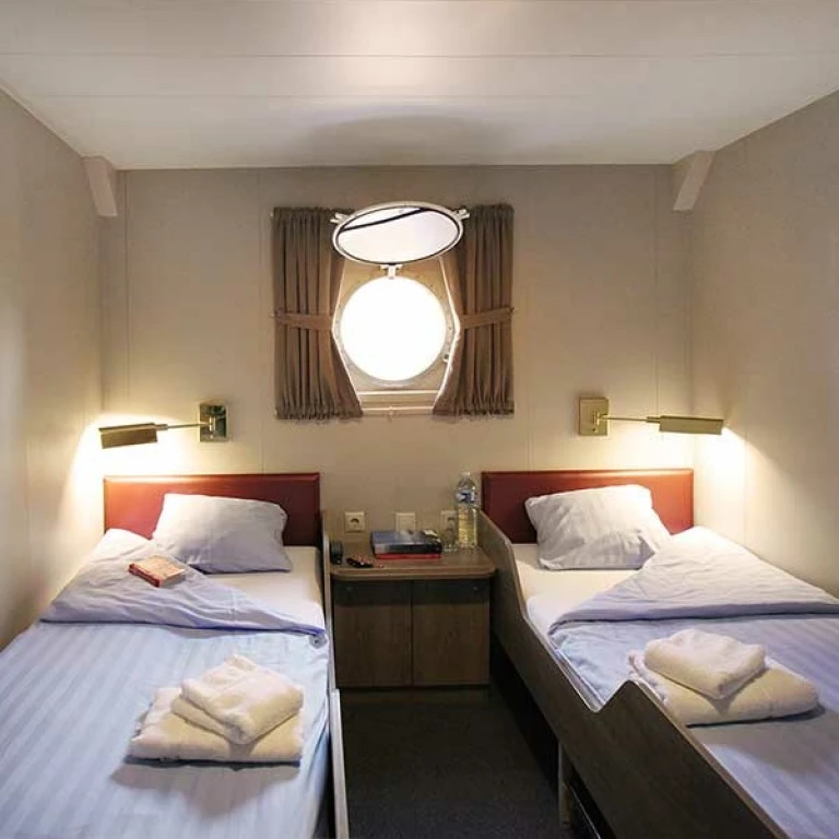 Ms planciusms plancius doppelkabine mit bullauge thumbnail@2x aspect ratio 295 295