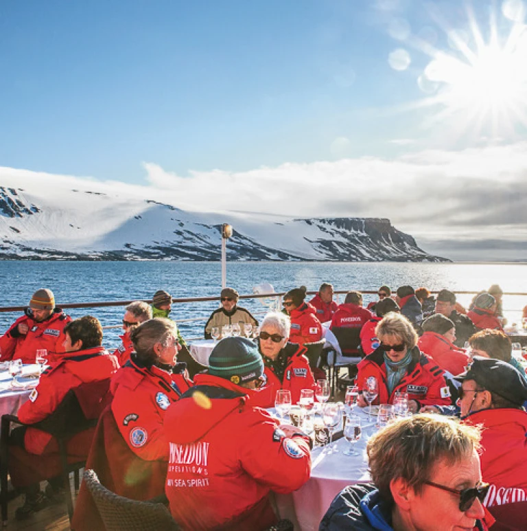 Ms sea spirit@ john bozinov outdoor bistro 560x490 aspect ratio 447 450