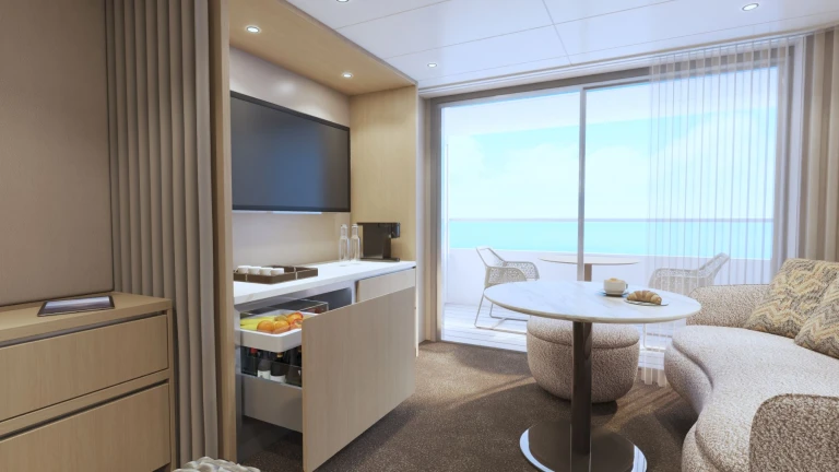 Scenic Ikon | Ausblick auf Meer durch Delxe Verandah Suite