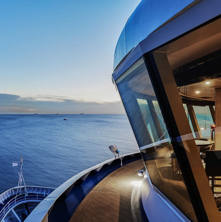 Silver cloudss8062 560x490 aspect ratio 447 450