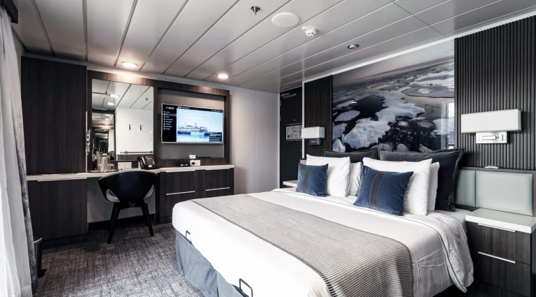 Sylvia earle balcony stateroom superior 616, richard i anson (1)