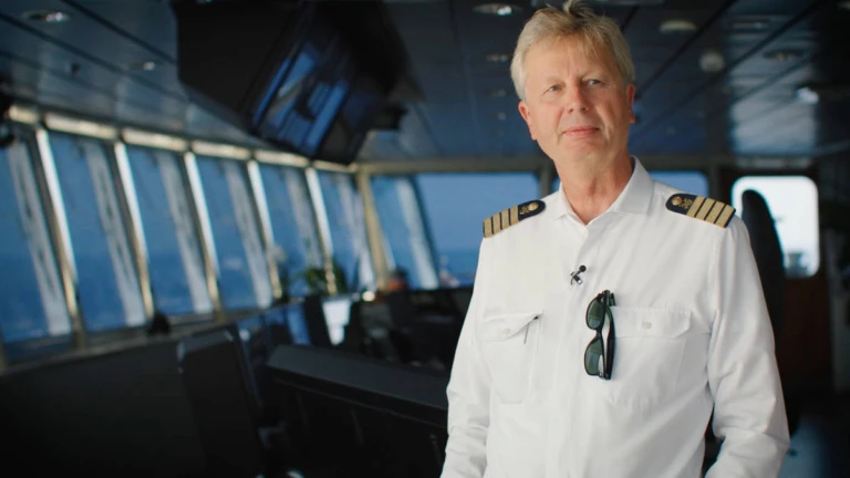 Csm hl c kapitaen ulf wolter 4 61667a954c