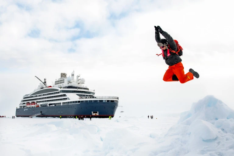 Virtueller vortrag expedition zum geographischen nordpol 13 01 22 19uhr dauer ca 90 minutenship cdt charcot 9(c)studioponant olivier blaud1 r 1684856833