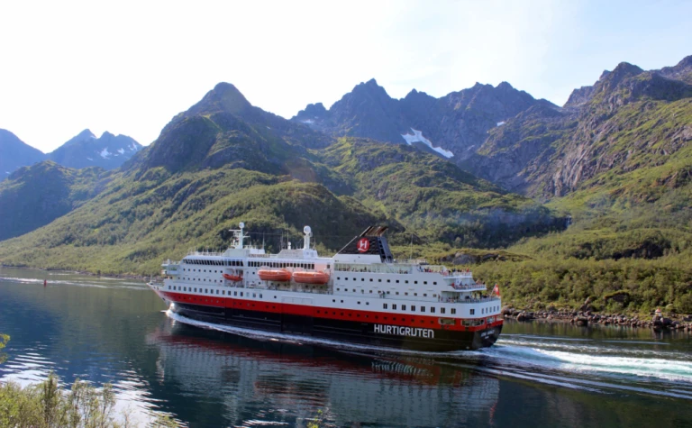 Virtueller vortrag norwegen auf den spuren der klassischen postschiffroute 29 04 21 19uhr dauer ca 90 minutenarvid hoidahl w6sxo6u39ho unsplash 1030x637