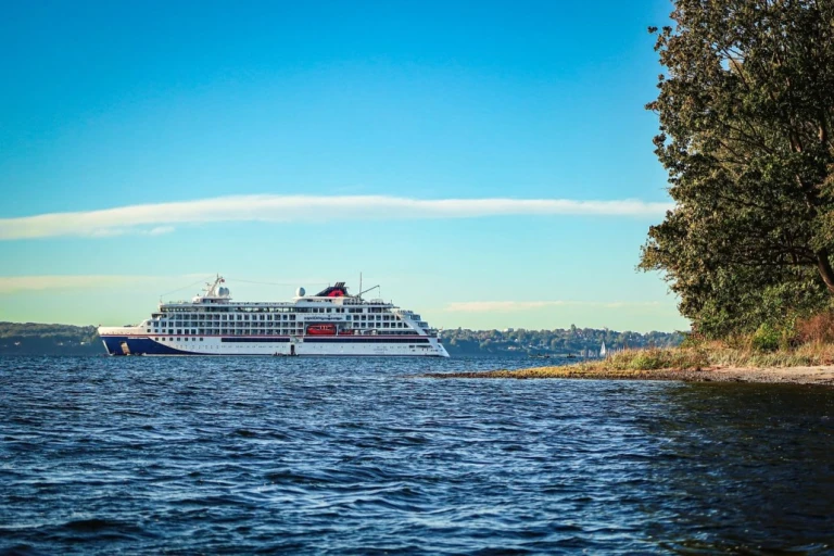 Virtueller vortrag talkrunde an bord der hanseatic nature 20 05 21 19uhr dauer ca 60 minutenins2050 1 ochseninsel24416 webdownload 1280 1030x686