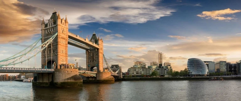 London aspect ratio 1500 630 1