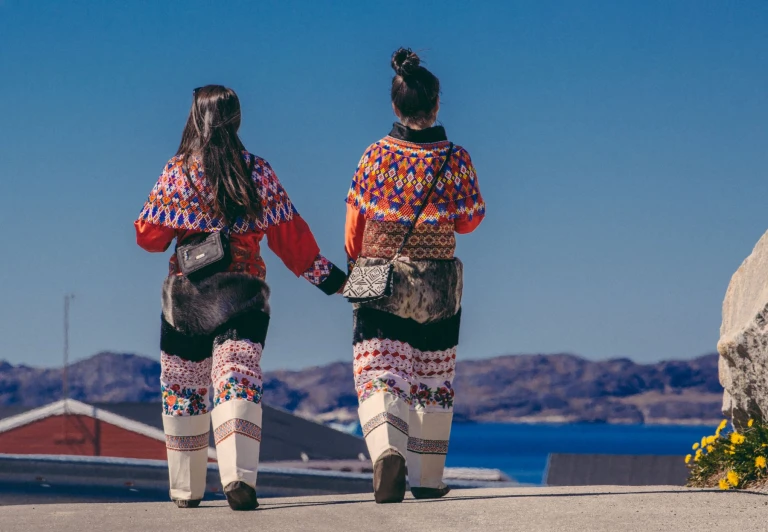 Groenland kultur groenlaenderinnen in tracht nuuk raveneyephoto shutterstock 1234500187