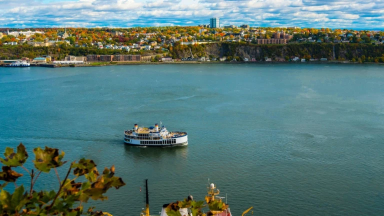 St. lorenz strom quebeck 