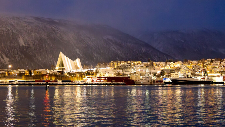 Nordnorwegen - Tromsö bei Nacht