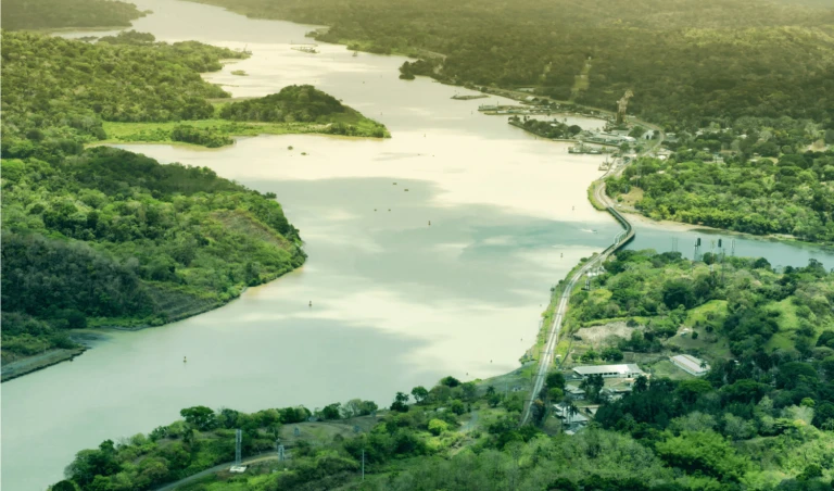 Panamakanal luftaufnahme